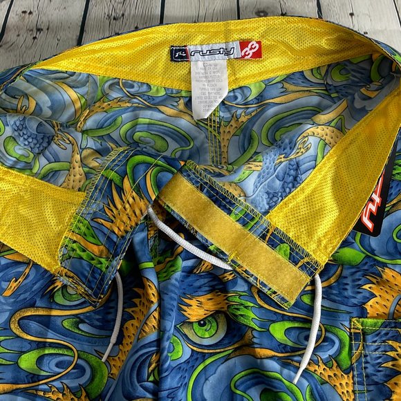 NWT VINTAGE 90'S RUSTY MEN'S AOP DRAGONS HYBRID BOARD SHORTS SIZE 33 - Picture 8 of 16